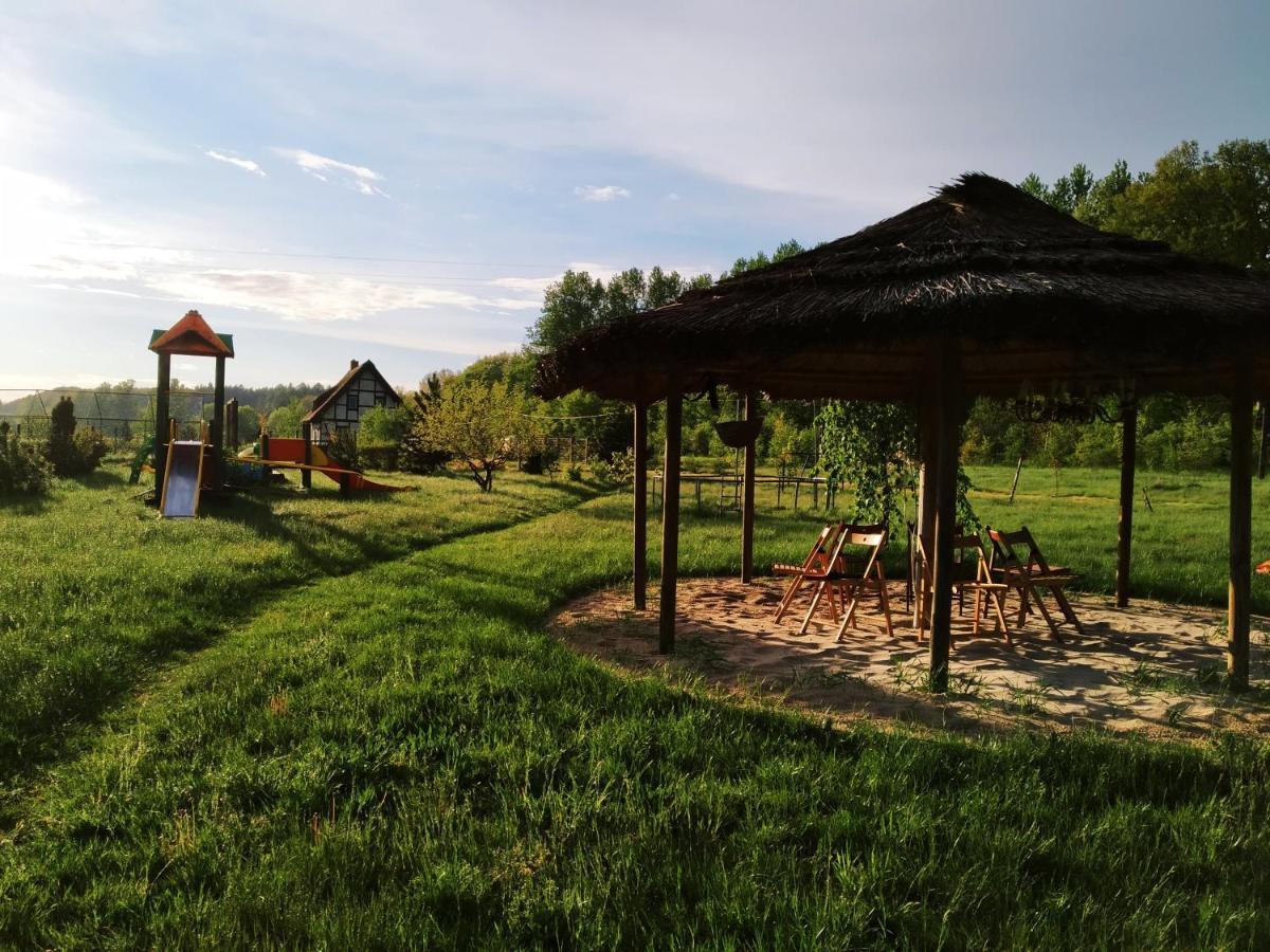 Villa Podroze Checz Charbrowo Esterno foto